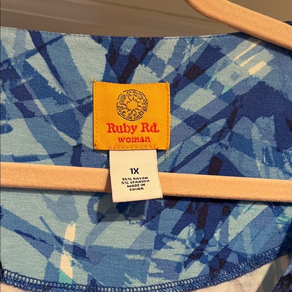 Ruby Rd. Blue and White Patterned Tunic Top - Picture 2 of 2